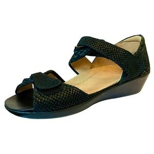 ZIERA Super Soft DOXIE Suede Adjustable Black COMFORT Strappy ARCH SUPPORT Sz 6